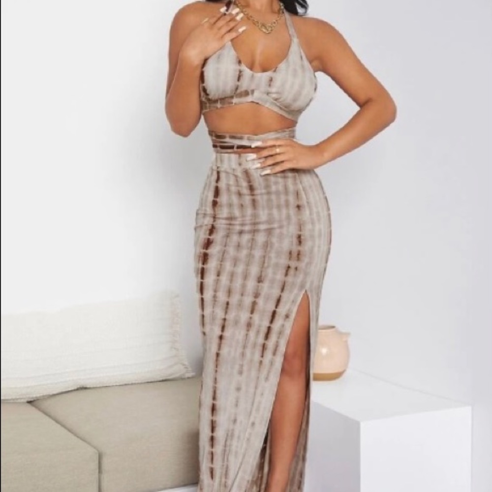 Two piece set